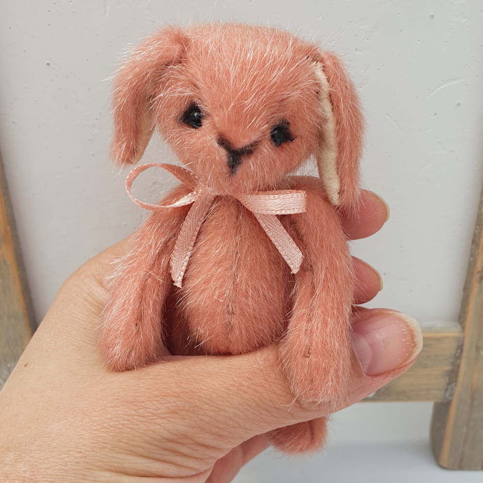 MINI BUNNY