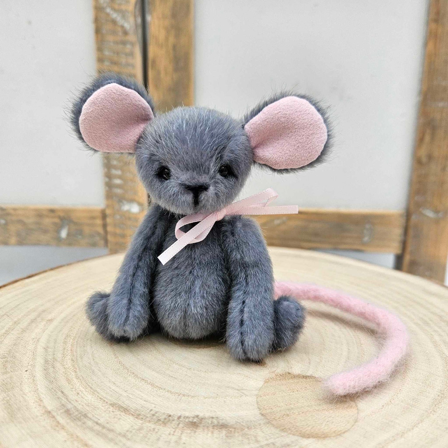 MINI MOUSE