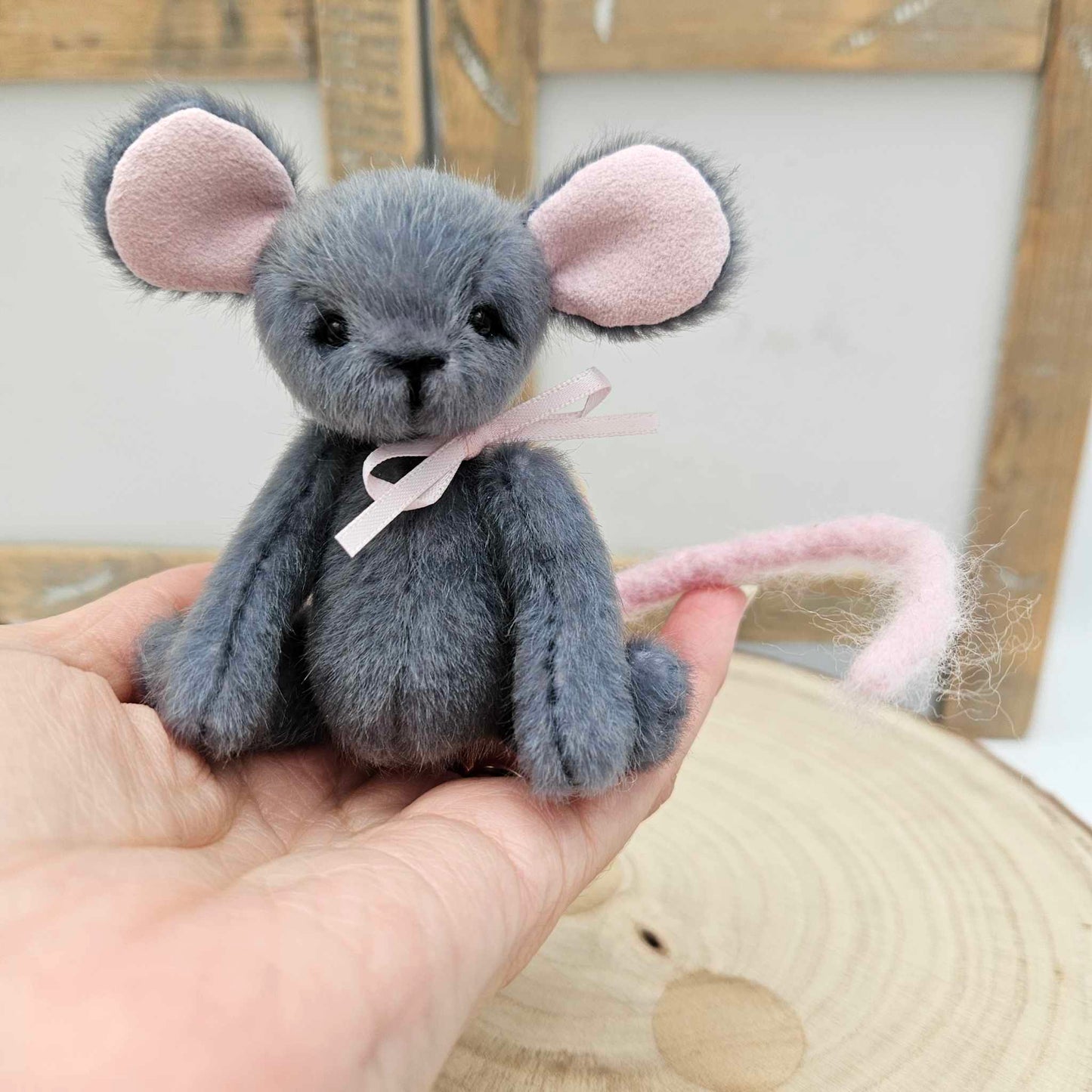 MINI MOUSE