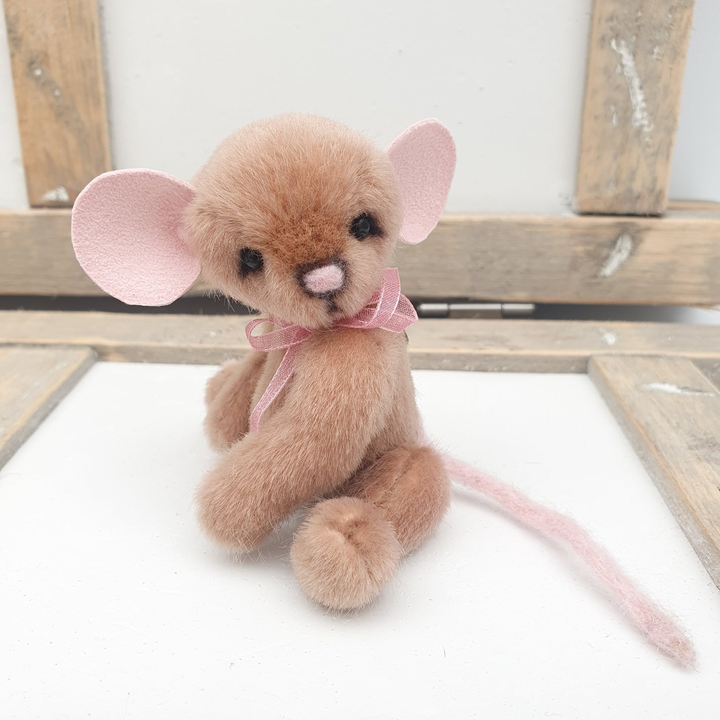 MINI MOUSE
