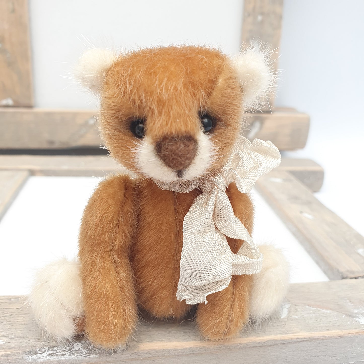 MINI BROWN BEAR